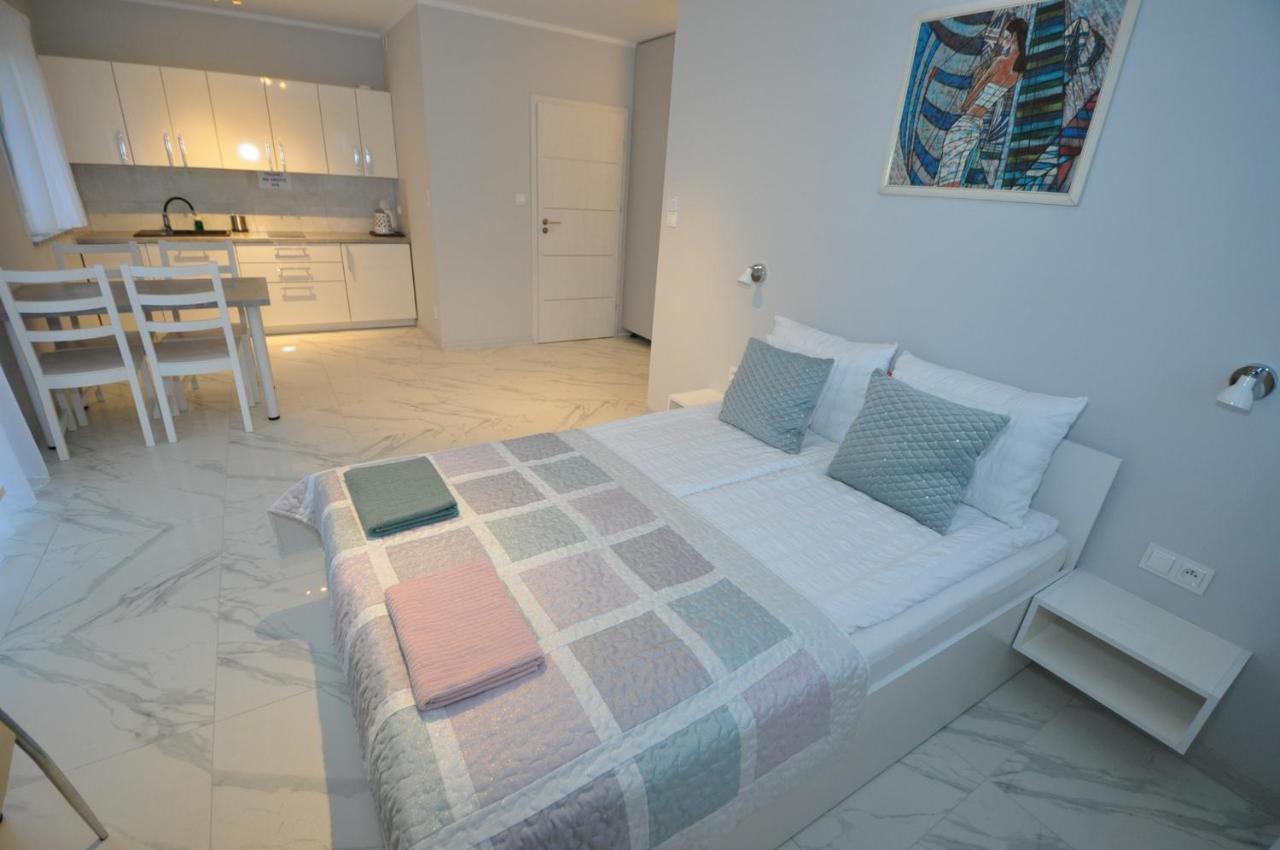 Apartamenty Pod Zaglami Mielenko Exterior foto